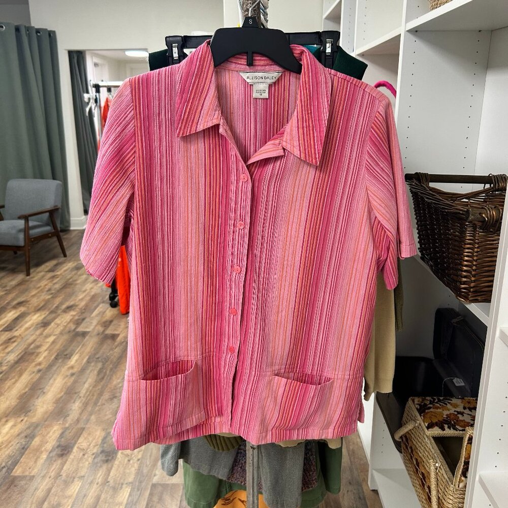 Allison Daley Pink, Orange, Cream Short Sleeve Button Up, Size 14